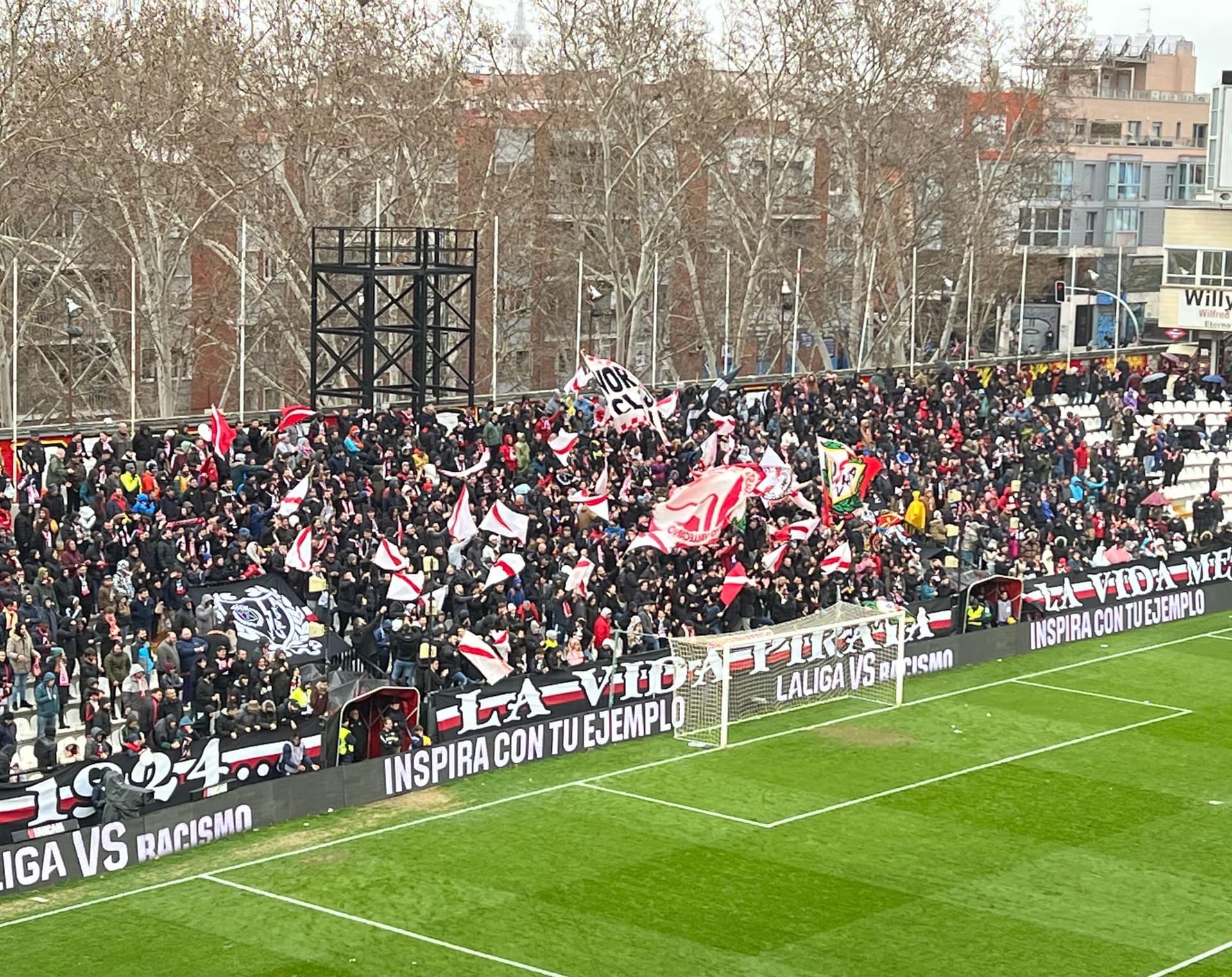 Bukaneros'un tribünü Fondo